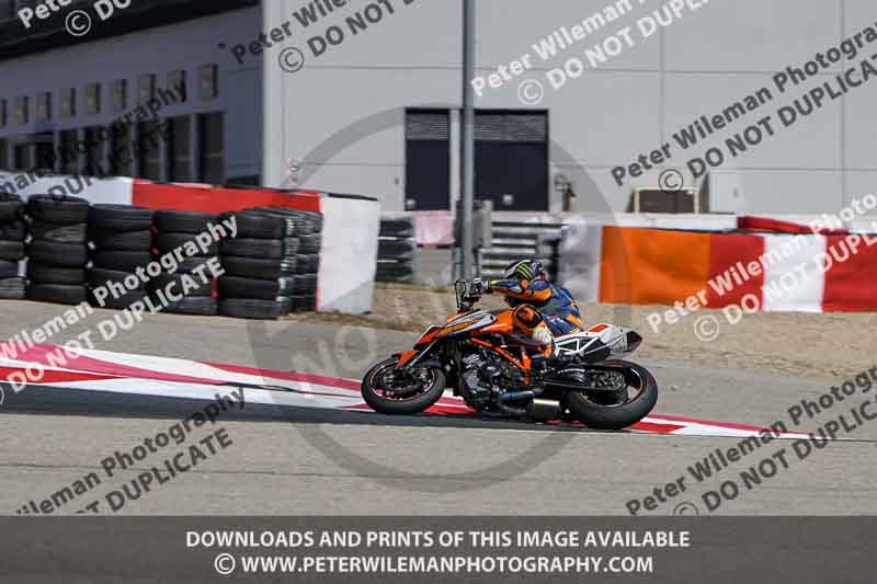 cadwell no limits trackday;cadwell park;cadwell park photographs;cadwell trackday photographs;enduro digital images;event digital images;eventdigitalimages;navarra;no limits trackdays;peter wileman photography;racing digital images;trackday digital images;trackday photos